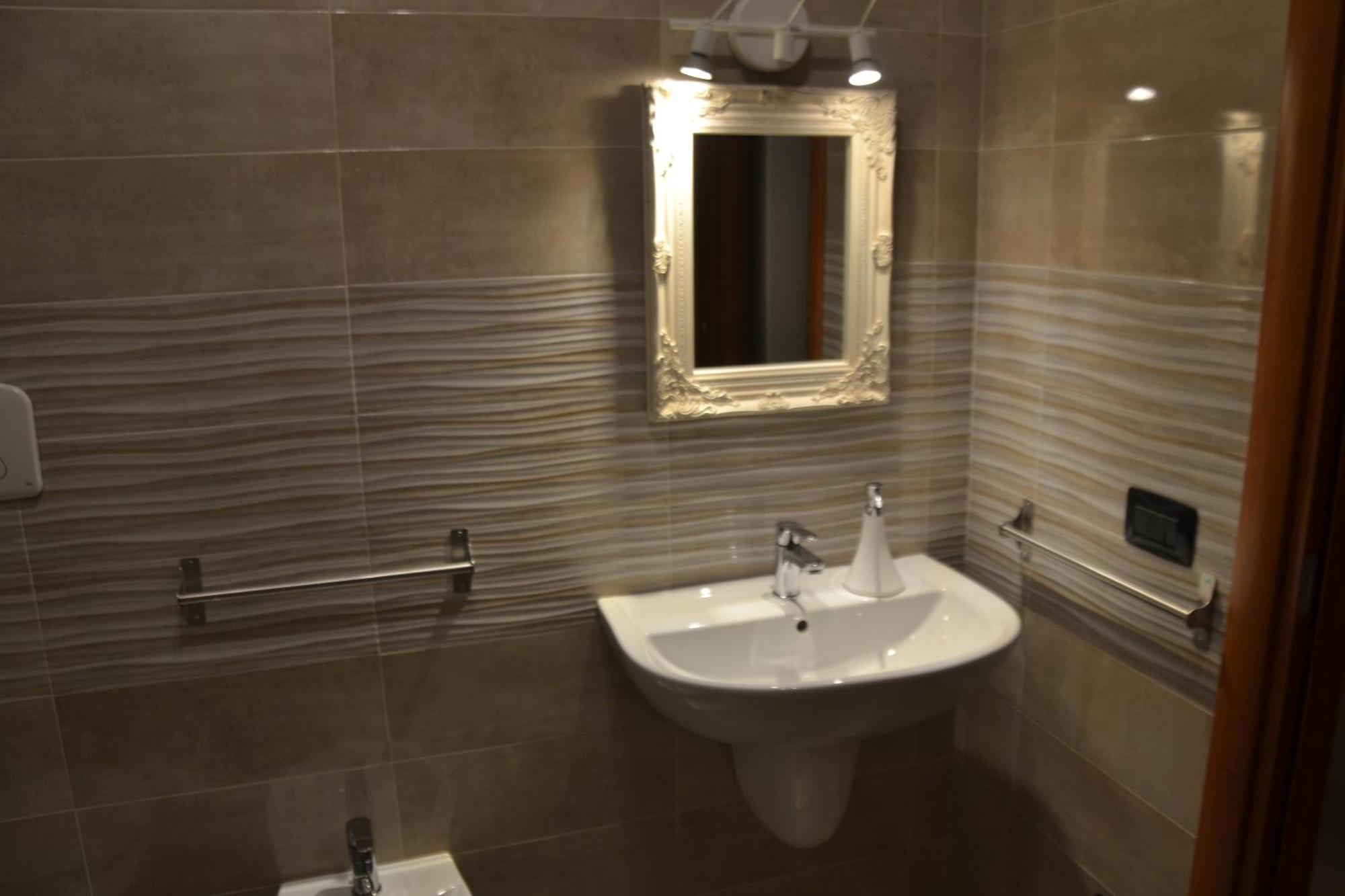Hotel Residenze Principe Amedeo Bari Zewnętrze zdjęcie
